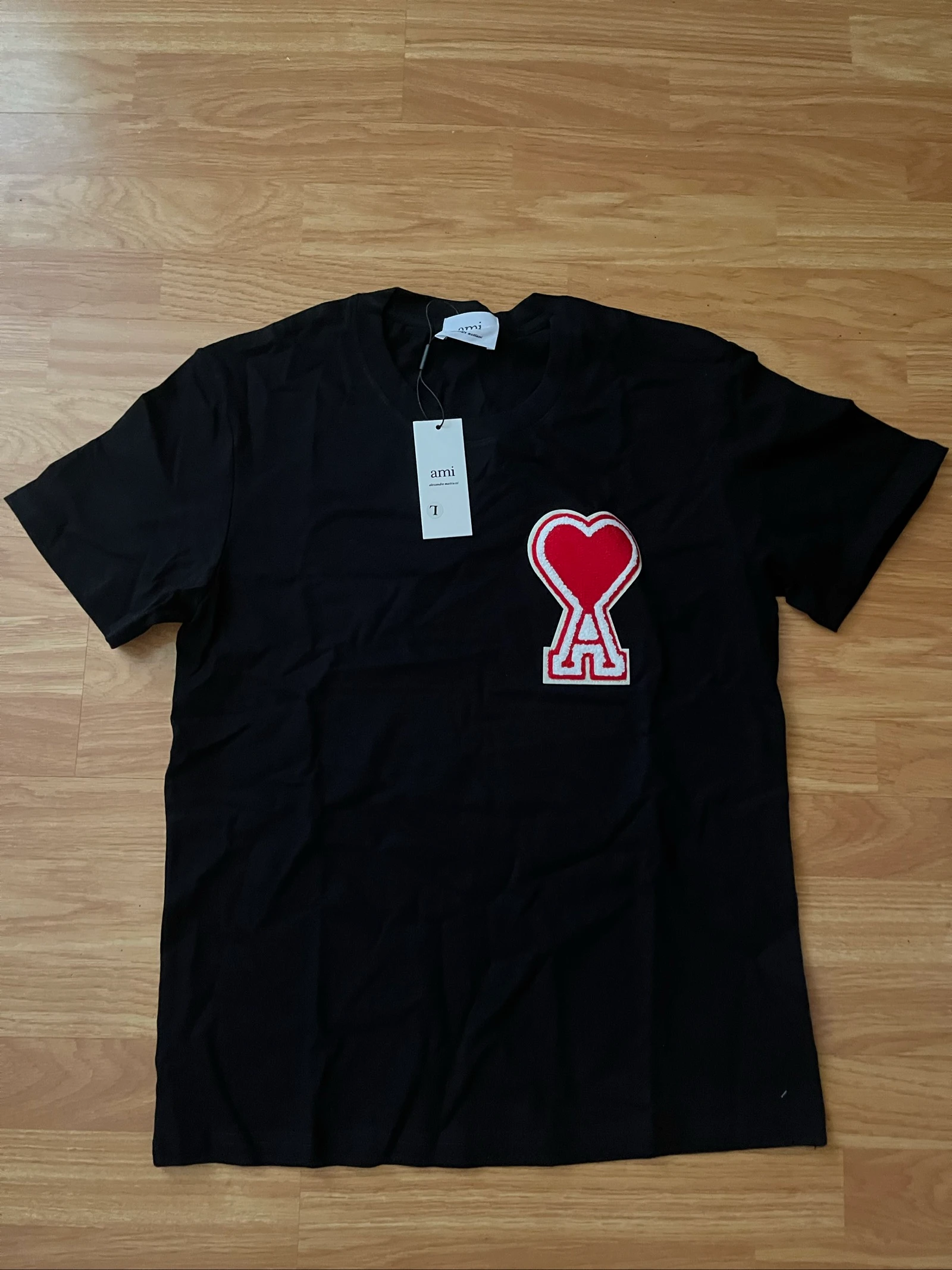  Camiseta Ami